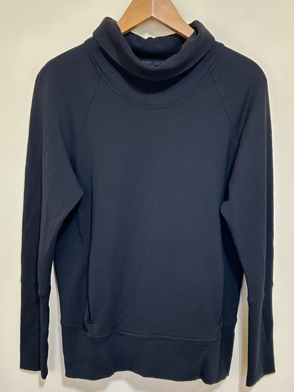 Lululemon High Lines Pullover Black Size 4